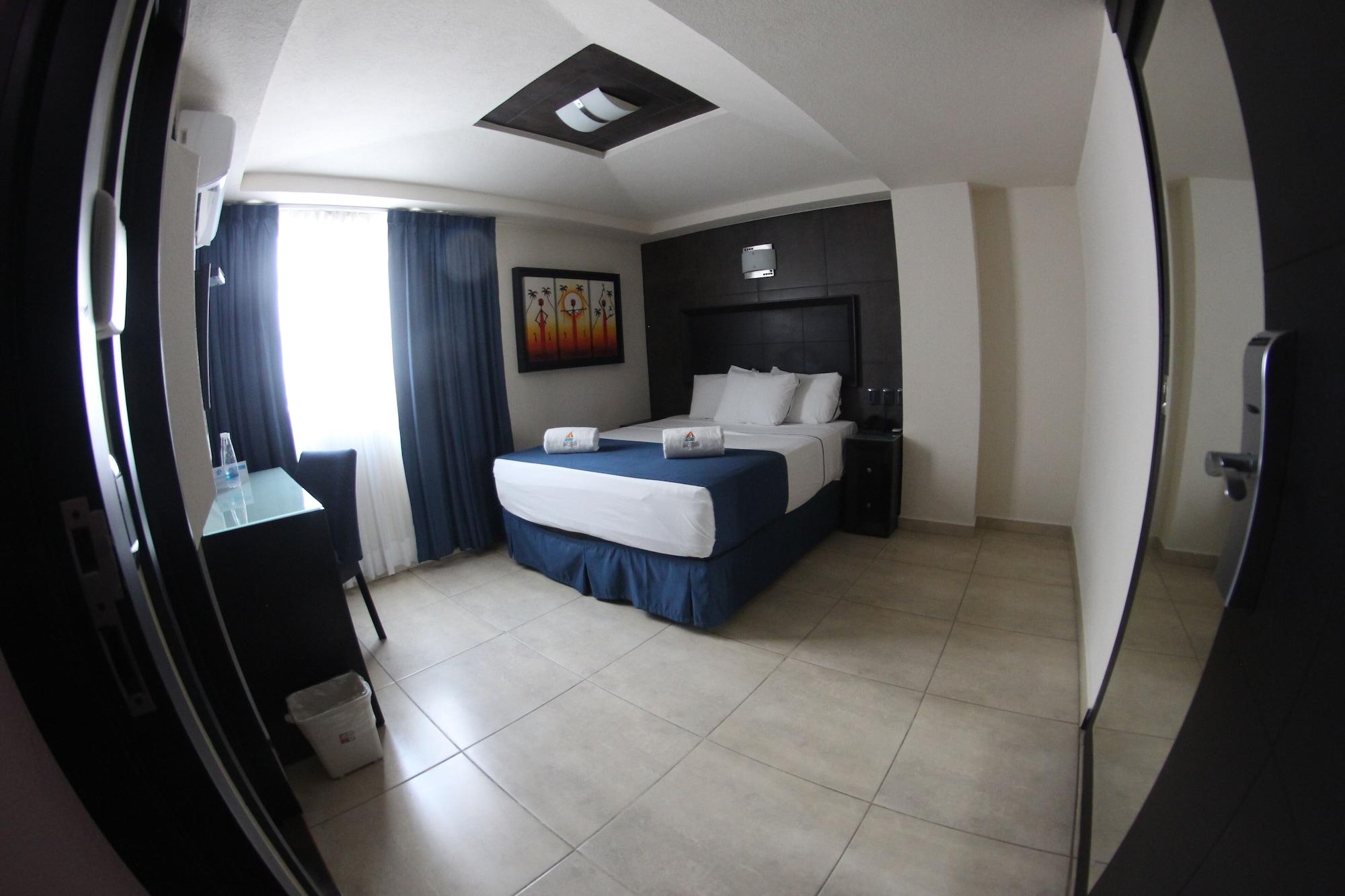 Hotel Portonovo Plaza Malecon Puerto Vallarta Exterior photo