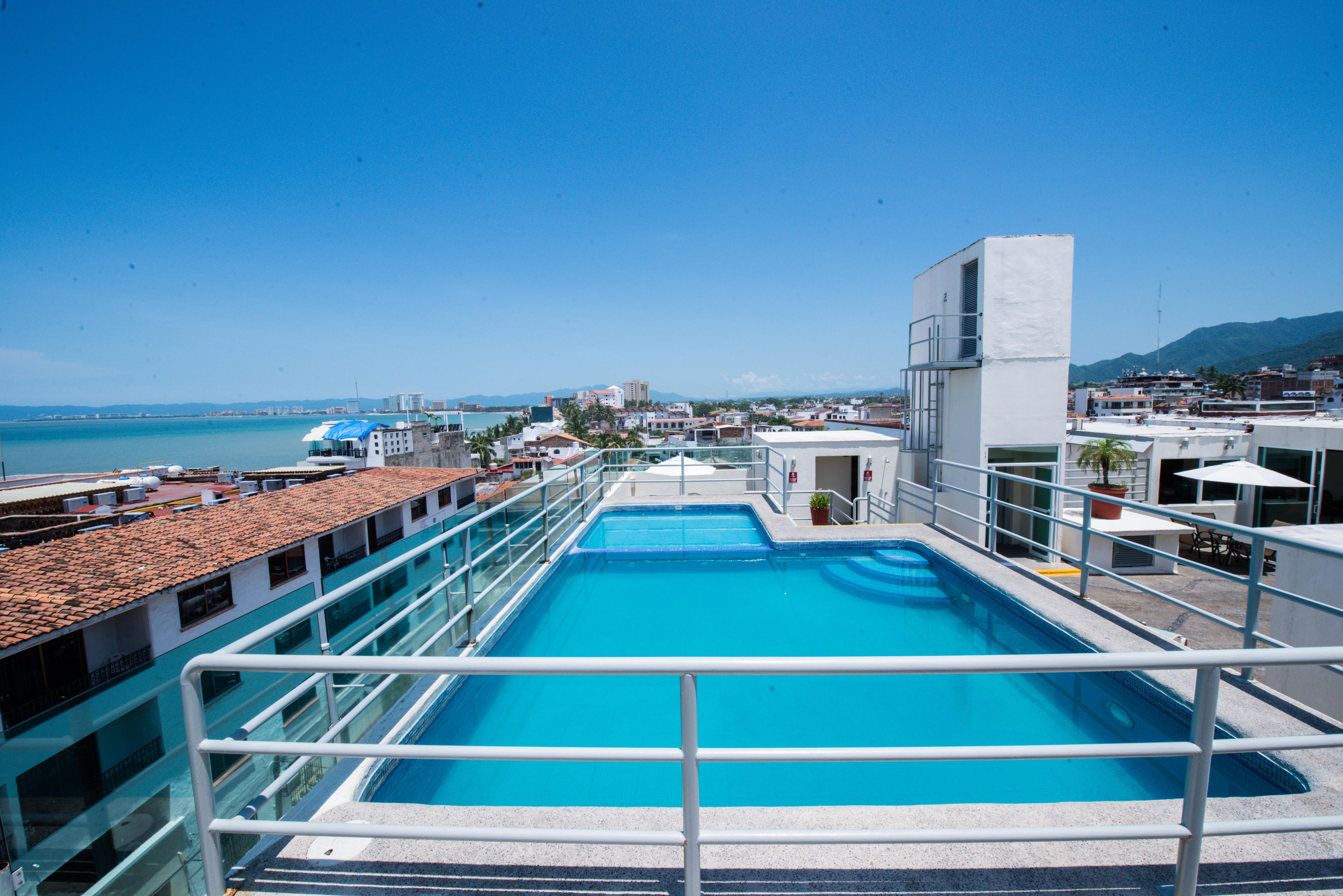 Hotel Portonovo Plaza Malecon Puerto Vallarta Exterior photo
